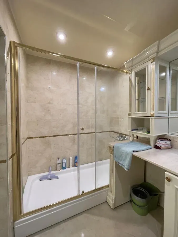 Nice Apartment Near Bulvar 바쿠