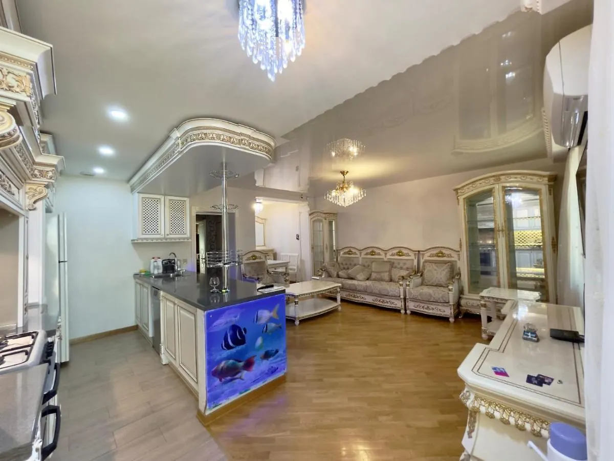 Nice Apartment Near Bulvar Baku 0*,