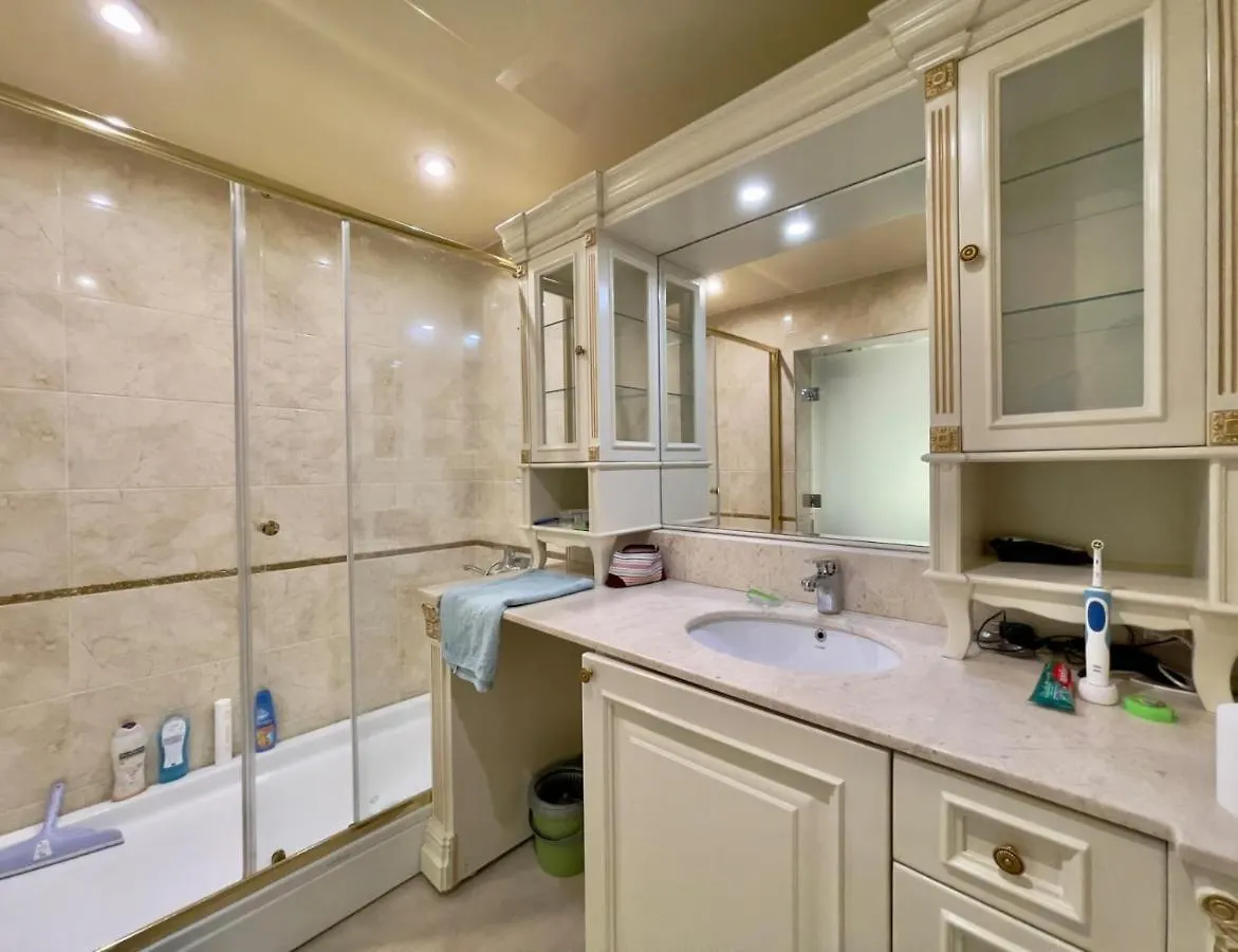 Nice Apartment Near Bulvar Baku Azerbaijan